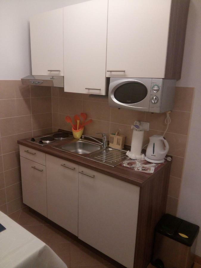Apartmani Lomar Stari Grad Kültér fotó