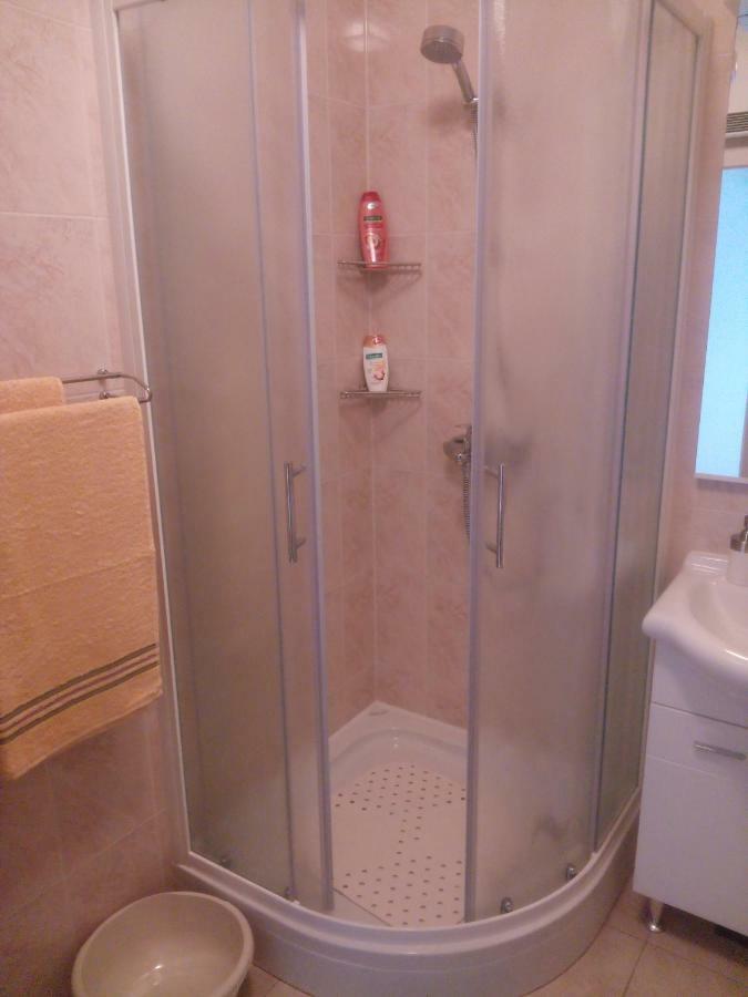 Apartmani Lomar Stari Grad Kültér fotó